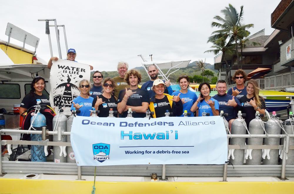 Ocean Defenders Hawaii Crew before departure
