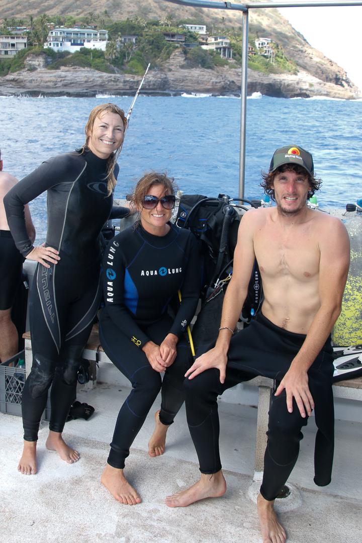 Ocean Defenders Alliance Hawaii Divers Shellie, Sarah Jeanne, and Olivier
