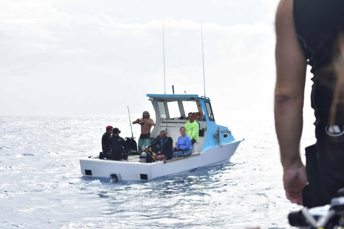 Fishing boat returning divers