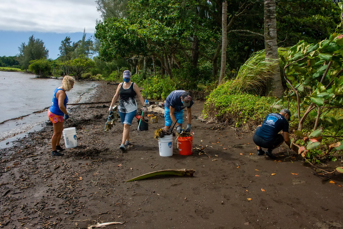 ODA volunteers cleaning shoreline